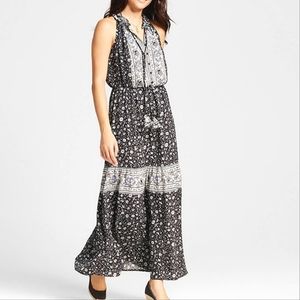 Knox Rose || Floral Print || Maxi Dress